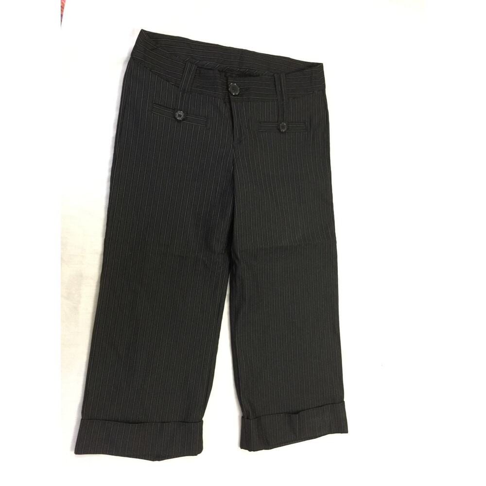 🍎🍎🍎   WOMENS CAPRIS PANTS WAIST 29 IN.  🍎🍎🍎